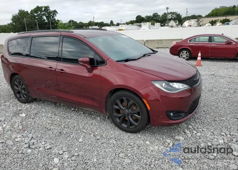 2018 Chrysler Pacifica Limited z USA, uszkodzony, nr VIN 2C4RC1GG2JR193511